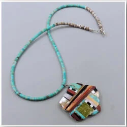 Chery flower small — historical jewelry photograph